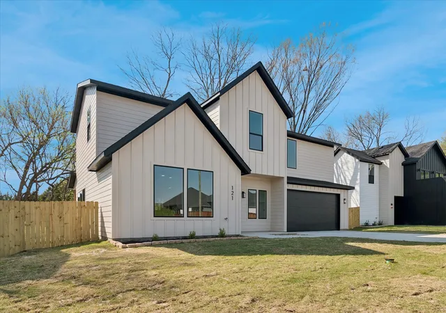 Homes for sale in Glenn Heights, TX | 121 Lakeshore Ln, Glenn Heights, TX 75154 | MLS# 21214105