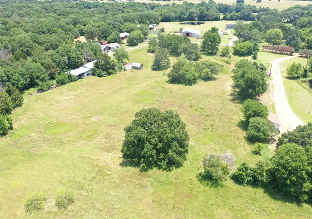 Homes for sale in Mabank, TX | 381a Paddock Dr #A, Mabank, TX 75156 | MLS# 21216321