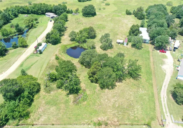 Homes for sale in Mabank, TX | 381A Paddock Dr #A, Mabank, TX 75156 | MLS# 21216321