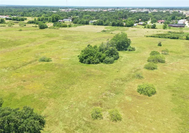 Homes for sale in Mabank, TX | 381D Paddock Dr #D, Mabank, TX 75156 | MLS# 21216383
