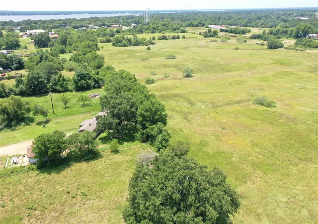 Homes for sale in Mabank, TX | 381c Paddock Dr #C, Mabank, TX 75156 | MLS# 21216352