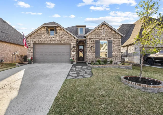 Photo 1 of Single family home for sale at 5056 Westhaven Cir, Denison, TX 75020 | MLS# 21217666 | Listing updated on 2026-08-03