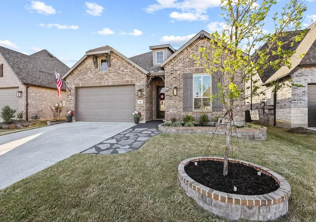 Photo 3 of Single family home for sale at 5056 Westhaven Cir, Denison, TX 75020 | MLS# 21217666 | Listing updated on 2026-08-03