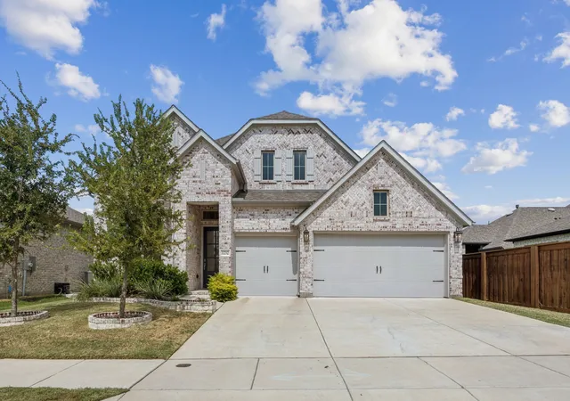 Photo 2 of Single family home for sale at 1232 Rushcroft Wy, Forney, TX 75126 | MLS# 21217681 | Listing updated on 2026-08-19