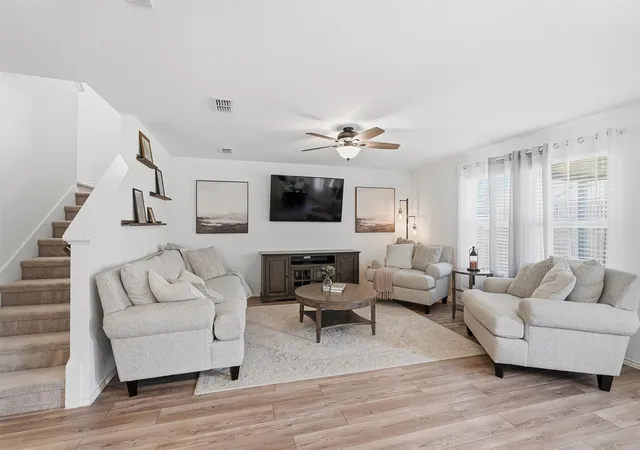 Photo 3 of Single family home for sale at 1845 Grassland Dr, Royse City, TX 75189 | MLS# 21216798 | Listing updated on 2026-07-03