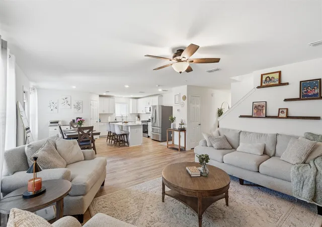 Photo 4 of Single family home for sale at 1845 Grassland Dr, Royse City, TX 75189 | MLS# 21216798 | Listing updated on 2026-07-03