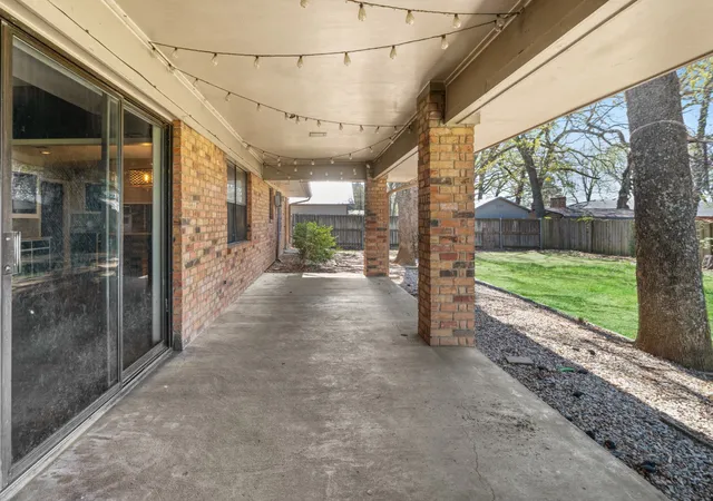 4th image of 830 39Th St Se, Paris, TX 75462 | MLS# 21217073