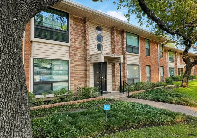 Photo 2 of Condo for sale at 10029 Regal Park Ln #212, Dallas, TX 75230 | MLS# 21213814 | Listing updated on 2026-09-26