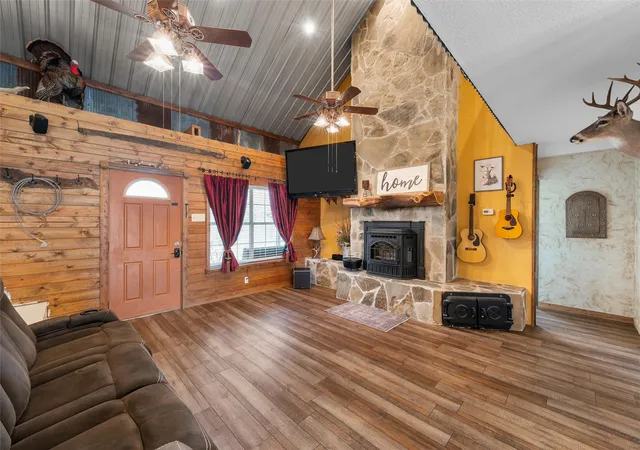 Photo 3 of Single family home for sale at 248 Palisades Rd, Woodway, TX 76712 | MLS# 21216236 | Listing updated on 2026-08-22