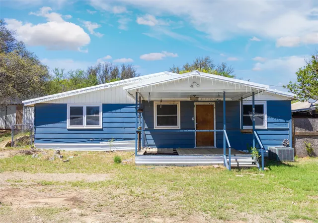 Homes for sale in Brownwood, TX | 8057 County Road 606, Brownwood, TX 76801 | MLS# 21217959