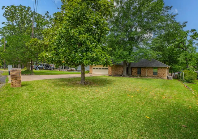 Homes for sale in Star Harbor, TX | 27 Sundown Trl, Star Harbor, TX 75148 | MLS# 21216826
