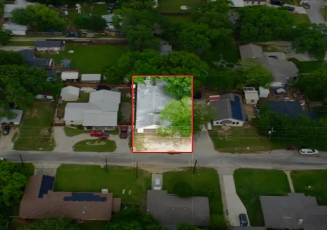 5th image of 417 S Prairie St, Pilot Point, TX 76258 | MLS# 21217915