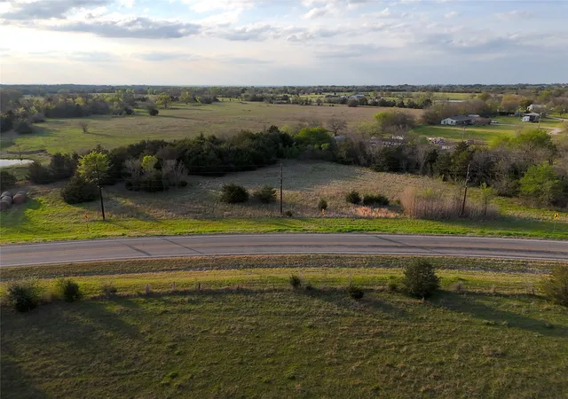 4th image of 025 Fm 2194, Celeste, TX 75423 | MLS# 21218161