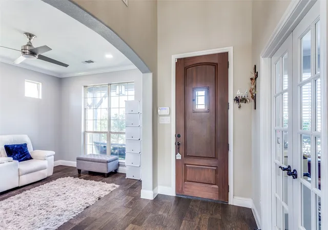 Photo 3 of Single family home for sale at 6829 Fire Dance Dr, Fort Worth, TX 76126 | MLS# 21218182 | Listing updated on 2026-08-29