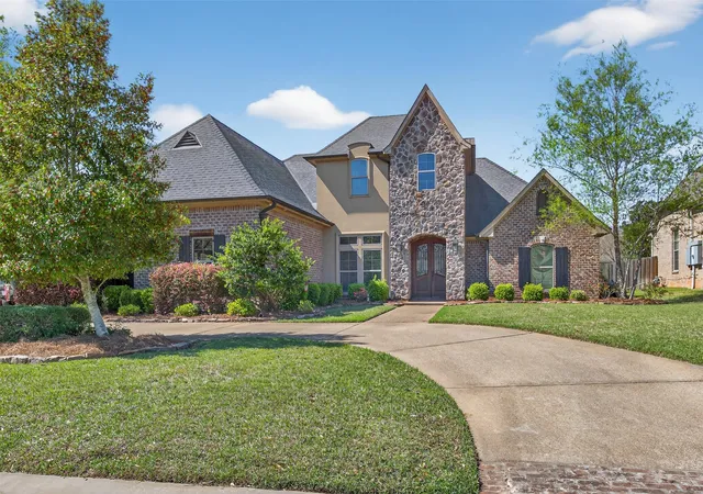Photo 1 of Single family home for sale at 11010 Helens Wy, Shreveport, LA 71106 | MLS# 21218198 | Listing updated on 2026-08-21