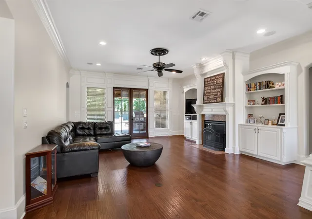 Photo 4 of Single family home for sale at 11010 Helens Wy, Shreveport, LA 71106 | MLS# 21218198 | Listing updated on 2026-08-21