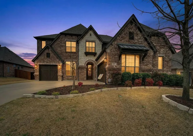 1st image of 816 Lazy Brooke Dr, Rockwall, TX 75087 | MLS# 21217994