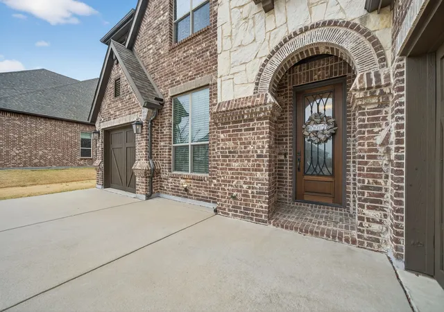 3rd image of 816 Lazy Brooke Dr, Rockwall, TX 75087 | MLS# 21217994