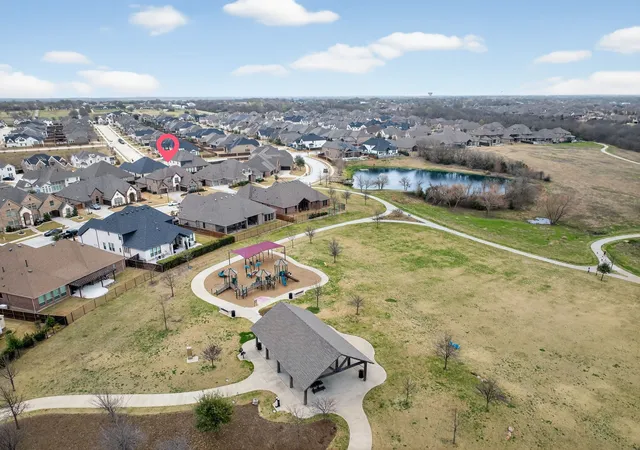 40th image of 816 Lazy Brooke Dr, Rockwall, TX 75087 | MLS# 21217994