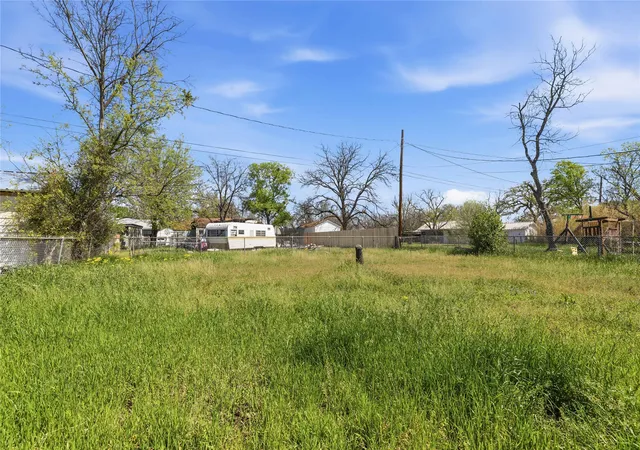 Homes for sale in Bangs, TX | 510 Medcalf St, Bangs, TX 76823 | MLS# 21216630
