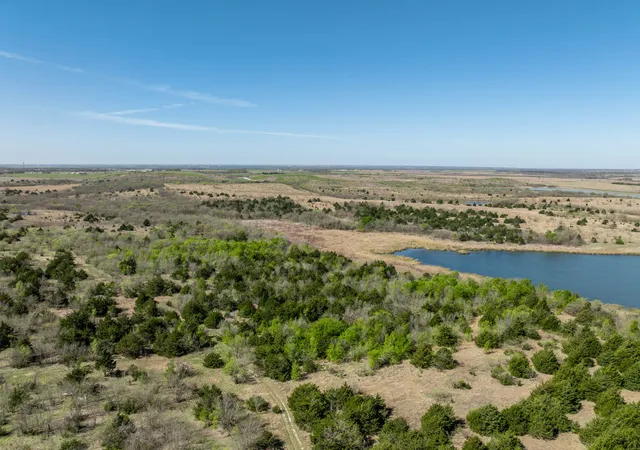 Photo 3 of Land for sale at 930 Lakeside Dr, Waxahachie, TX 75165 | MLS# 21217225 | Listing updated on 2026-08-04