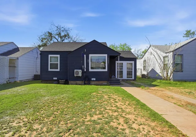 Homes for sale in Abilene, TX | 1625 S 22nd St, Abilene, TX 79602 | MLS# 21204850
