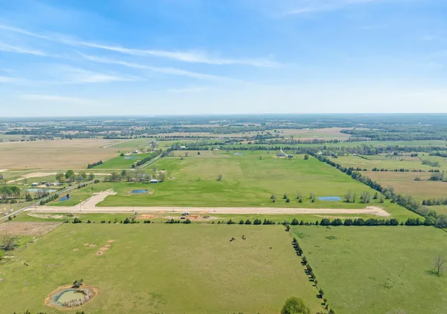 Homes for sale in Sumner, TX | 29 Private Road 33263, Sumner, TX 75486 | MLS# 21217533