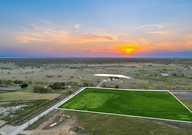 Photo 1 of Land for sale at 7300 Evelyn Ln, Northlake, TX 76226 | MLS# 21208642 | Listing updated on 2026-09-15