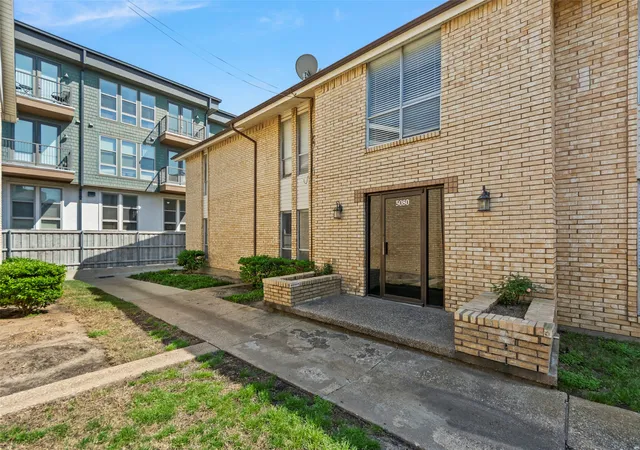 Photo 1 of Sale Pending at 5080 Matilda St #131, Dallas, TX 75206 | MLS# 21218361 | Listing updated on 2026-09-02