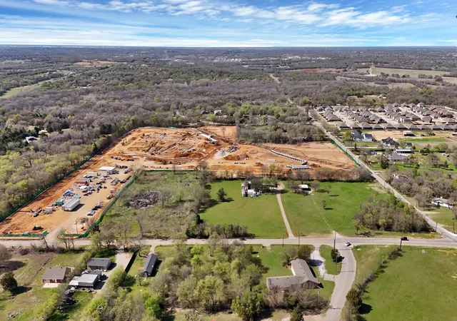 Photo 3 of Land for sale at 1459 W Broad St, Mansfield, TX 76063 | MLS# 21214783 | Listing updated on 2026-09-24
