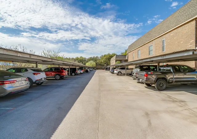 31st image of 4438 Harlanwood Dr #211, Fort Worth, TX 76109 | MLS# 21216743