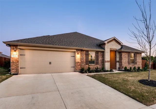 Photo 2 of Sale Pending at 1242 Slate Ave, Cedar Hill, TX 75104 | MLS# 21218124 | Listing updated on 2026-08-10