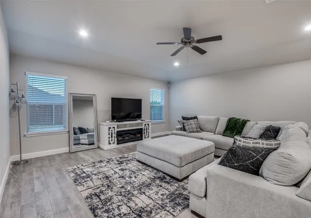 Photo 3 of Sale Pending at 1242 Slate Ave, Cedar Hill, TX 75104 | MLS# 21218124 | Listing updated on 2026-08-10