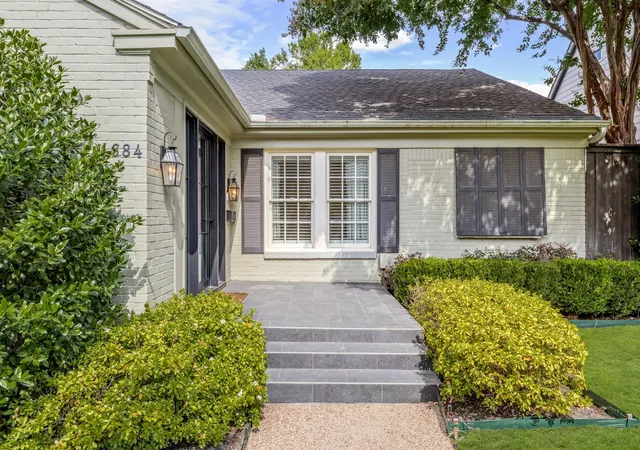 Homes for sale in Highland Park, TX | 4684 S Versailles Ave, Highland Park, TX 75209 | MLS# 21217637