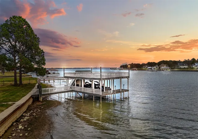 Photo 2 of Mansion for sale at 123 Se County Road 3147, Corsicana, TX 75109 | MLS# 21218518 | Listing updated on 2026-08-25