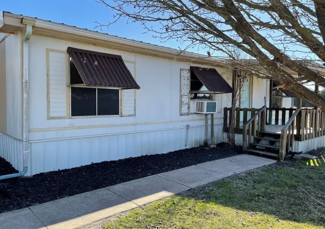 4th image of 369 Private Road 4521, Wolfe City, TX 75496 | MLS# 21218878