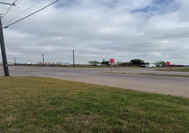 Photo 3 of Land for sale at 3401 S Sam Houston Rd, Dallas, TX 75227 | MLS# 21218684 | Listing updated on 2026-08-27