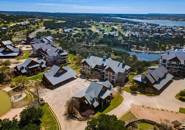 Homes for sale in Graford, TX | 1633 Scenic Drive, Graford, TX 76449 | Houzeo