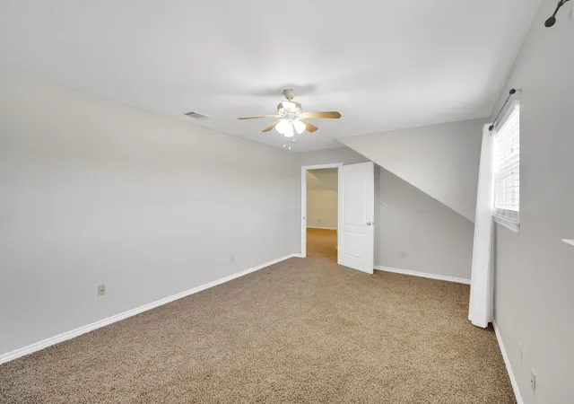 Photo 4 of Sale Pending at 130 Eubanks Rd, Maypearl, TX 76064 | MLS# 21216493 | Listing updated on 2026-08-04