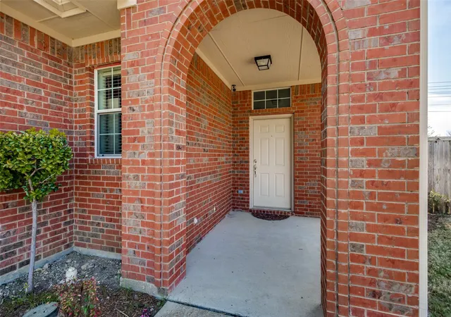 Photo 3 of Condo for sale at 1302 Poinsettia Blvd, Denton, TX 76208 | MLS# 21216823 | Listing updated on 2026-09-24