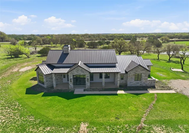 Homes for sale in Strawn, TX | 1010 Ranger Ridge Wy, Strawn, TX 76475 | MLS# 21218498
