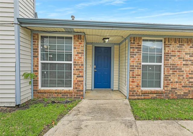 Photo 3 of Multi family home for sale at 7506 Amherst Dr #A & B, Rowlett, TX 75088 | MLS# 21218914 | Listing updated on 2026-07-22
