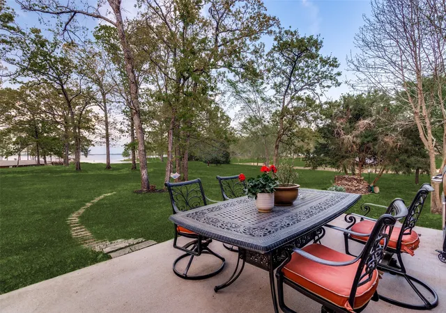 Photo 2 of Single family home for sale at 336 Private Road 5517, Alba, TX 75410 | MLS# 21197160 | Listing updated on 2026-09-22