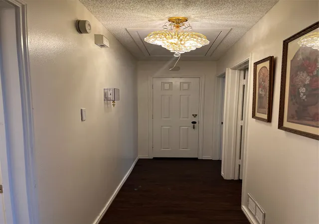 Photo 3 of Single family home for sale at 514 Amber Ln, De Soto, TX 75115 | MLS# 21218736 | Listing updated on 2026-07-21