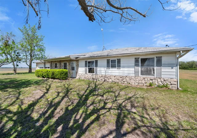 Homes for sale in Kerens, TX | 627 Fm 633, Kerens, TX 75144 | MLS# 21190638
