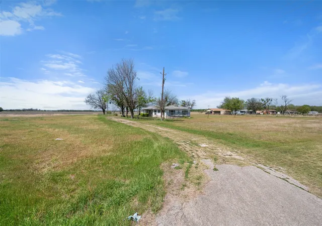 Homes for sale in Kerens, TX | 627 Fm 633, Kerens, TX 75144 | MLS# 21190638