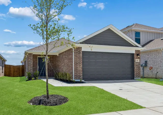 Photo 1 of Sale Pending at 707 Springwell Dr, Princeton, TX 75407 | MLS# 21219248 | Listing updated on 2026-07-13