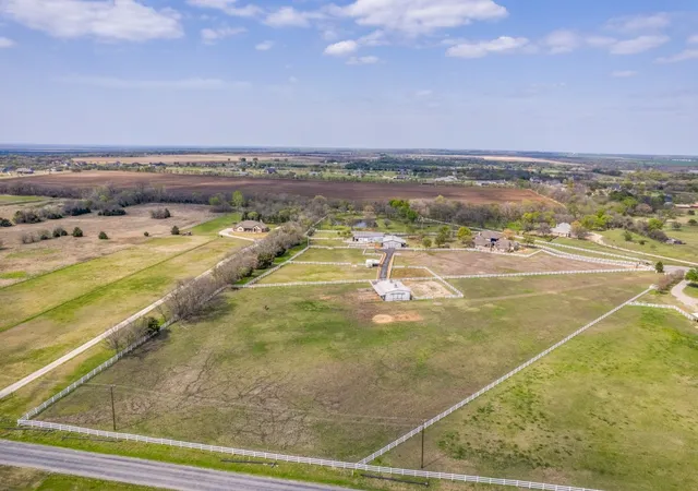 Photo 3 of Land for sale at 136 Parkside Ct, Gunter, TX 75058 | MLS# 21213525 | Listing updated on 2026-10-05