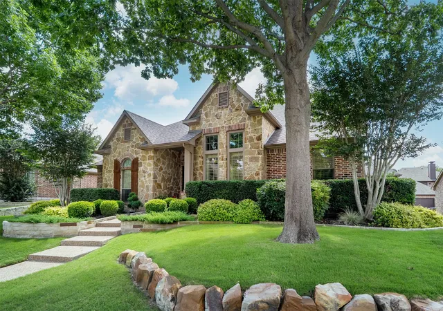 Photo 2 of Sale Pending at 11826 Forge Dr, Frisco, TX 75035 | MLS# 21200197 | Listing updated on 2026-07-21