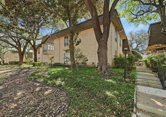 1st image of 4320 Bellaire Dr S #240W, Fort Worth, TX 76109 | MLS# 21218970